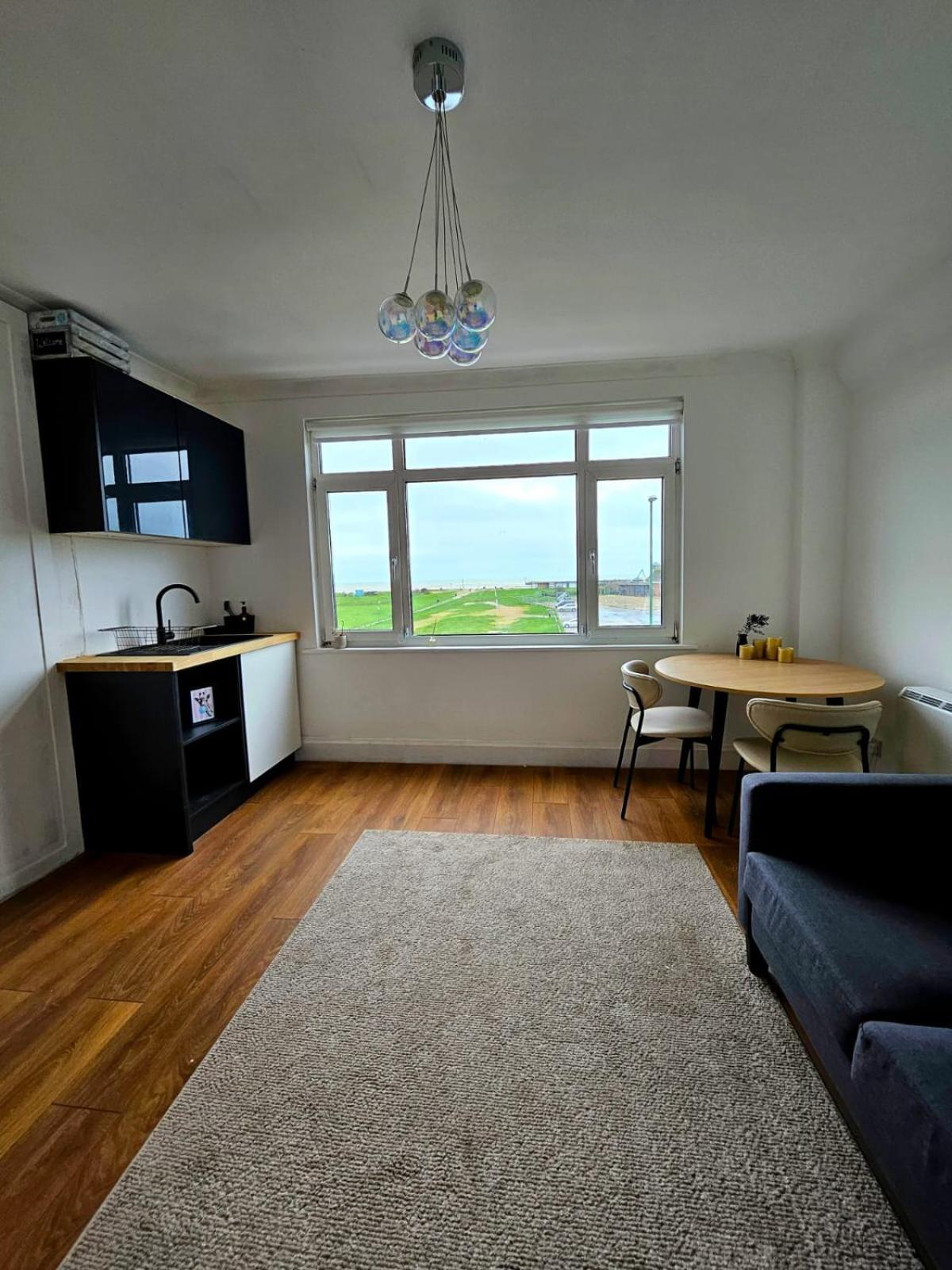 Seaview 2 Bedroom Apartment Littlehampton Exteriör bild